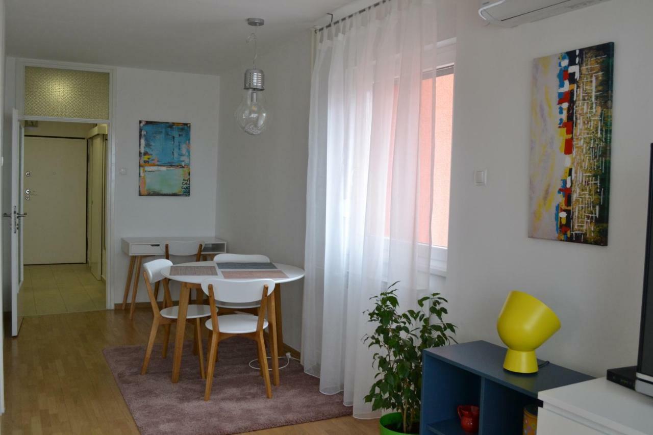 Fly Inn Velika Gorica Extérieur photo